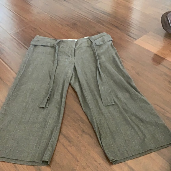 Maurice’s capris - Picture 1 of 5